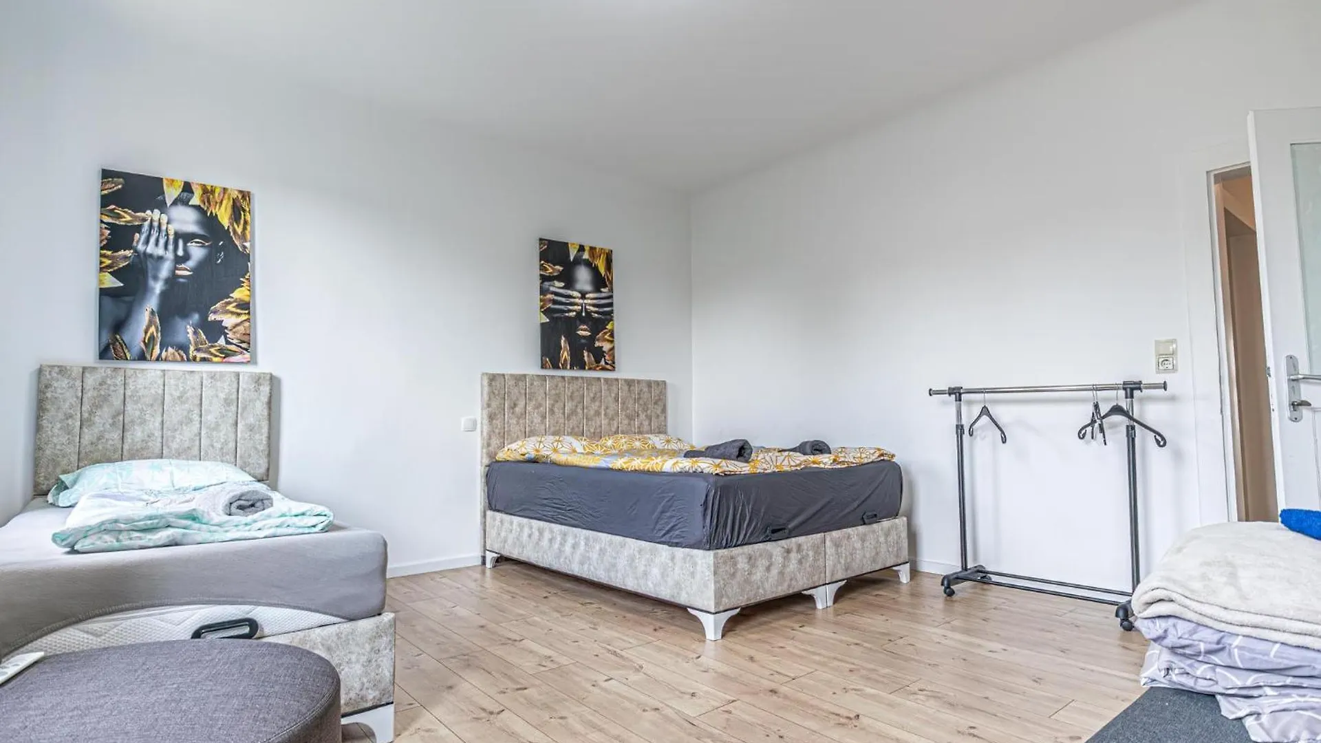 Comfy 3Br Apt With Garden, Up To 10 People Vienna 0*,  Austria